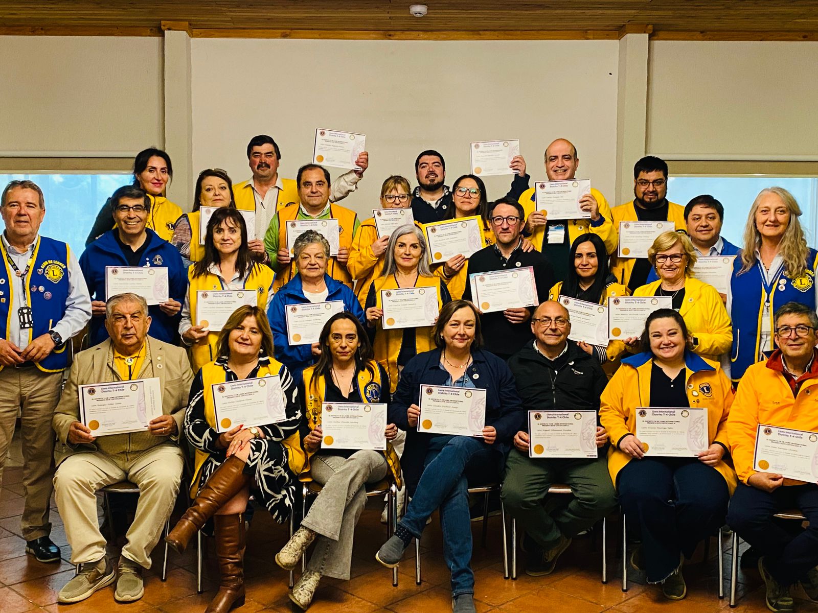 En este momento estás viendo Formación de líderes leonísticos en Puerto Varas marcó un hito para el Distrito T4